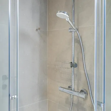 Hostdomus - San Quintino