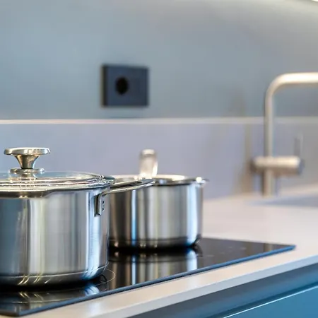 Hostdomus - San Quintino דירה