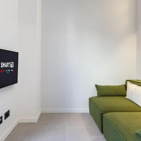 Hostdomus - San Quintino *