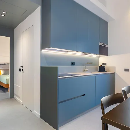 Hostdomus - San Quintino Apartment *