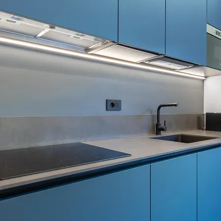 Hostdomus - San Quintino Apartmán *